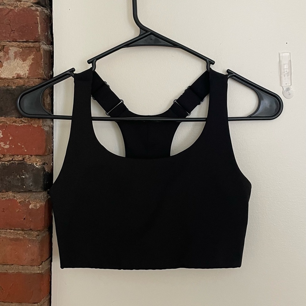 NWT H&M MOVE sports bra